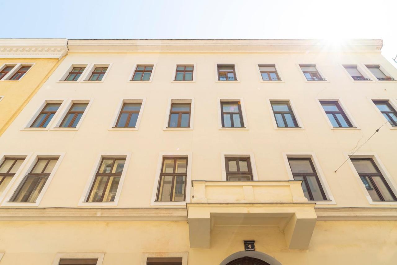 Die Fromme Hermine Wien Ngoại thất bức ảnh