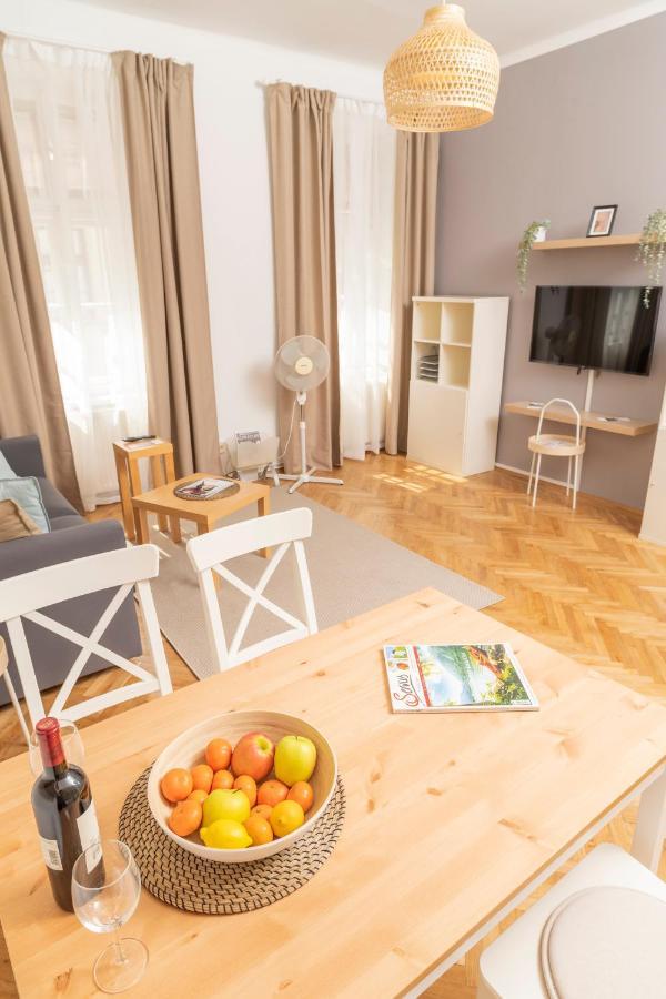 Die Fromme Hermine Wien Ngoại thất bức ảnh